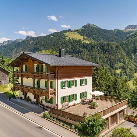 Ferienhaus Tuertscher 1 Sonntag 外观 照片